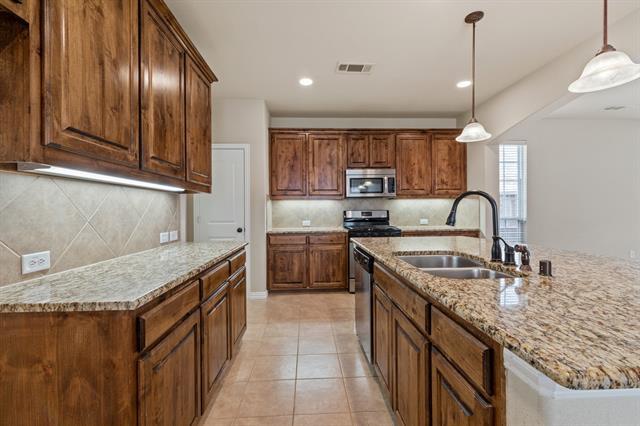 Building Photo - 209 Westminster Dr