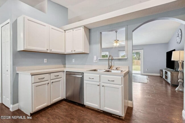 Building Photo - 11546 Twin Oaks Trail