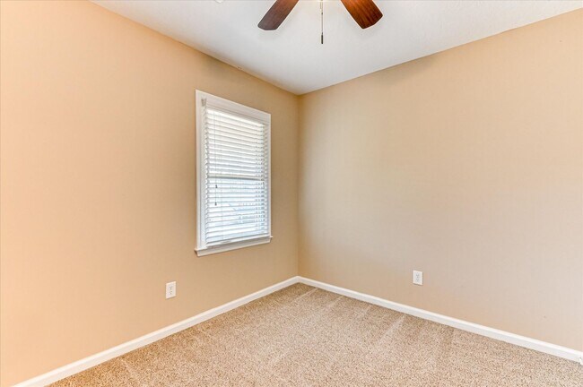 Building Photo - Home for Rent - 139 Spring Lakes Drive