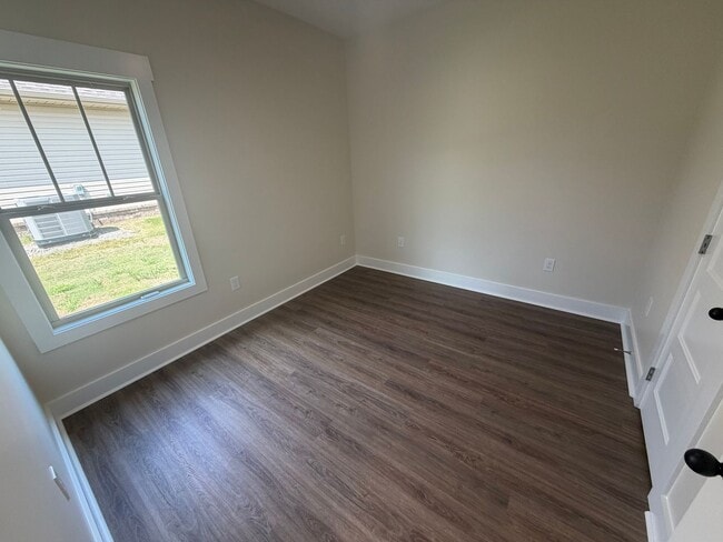 Building Photo - 225 Deer Trail