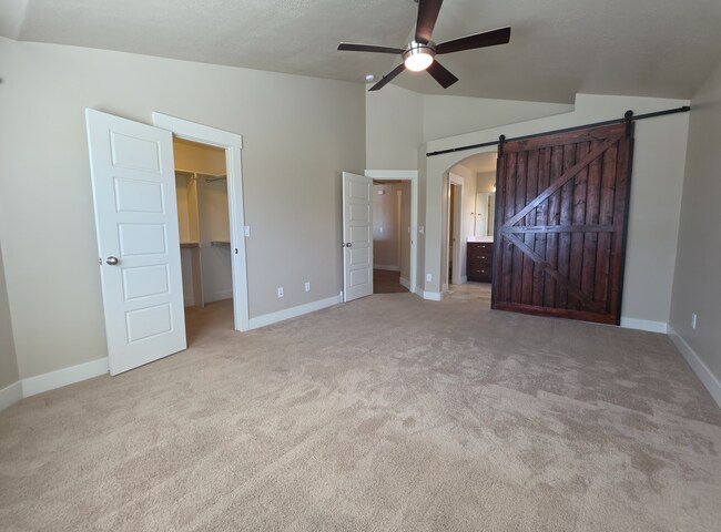 Building Photo - 2935 W 50 S