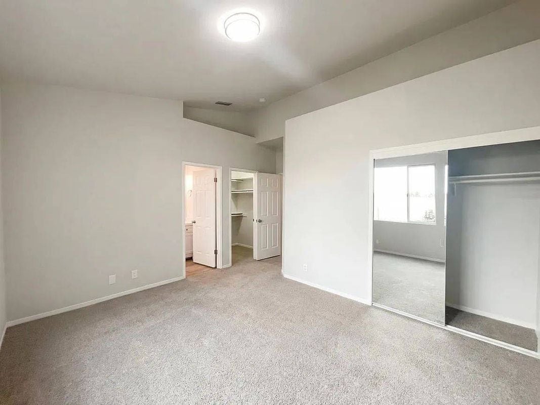 Building Photo - 108 Austin Dr