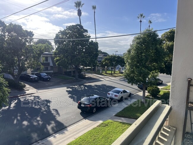 Building Photo - 3842 Basilone St