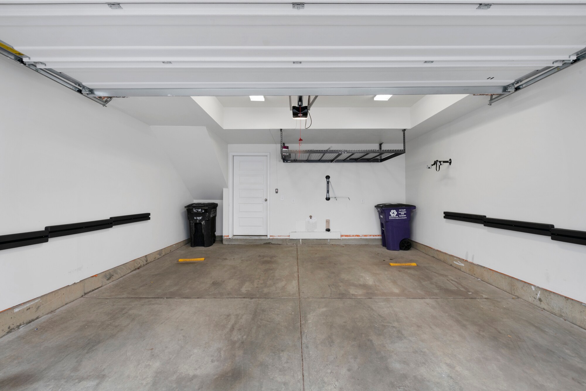 Building Photo - 3048 Wilson Ct