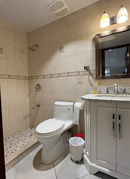 Building Photo - 55-69-69229 229th St