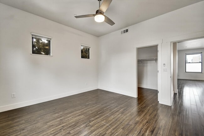 Building Photo - 1107 66th St