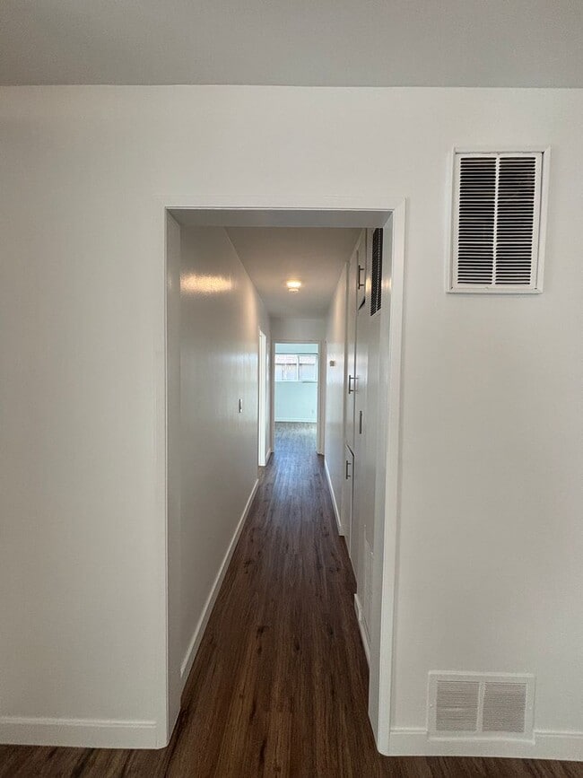 Building Photo - 1163 Winchester Ave