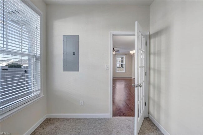 Building Photo - Spacious 2-Bed Condo in Culpepper Landing ...