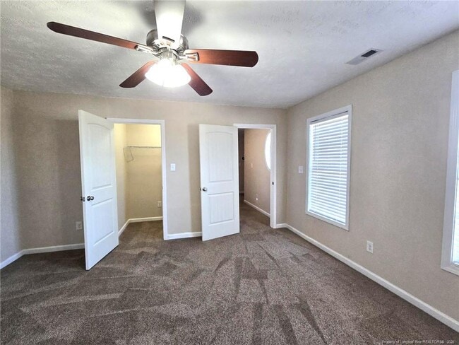 Building Photo - 5241 Goshawk Dr