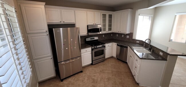 Building Photo - Beautiful Home in Summerlin