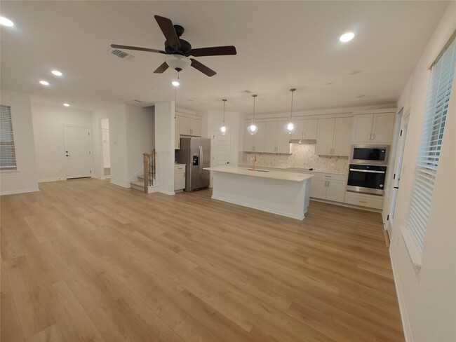 Building Photo - 2725 Woodall Dr