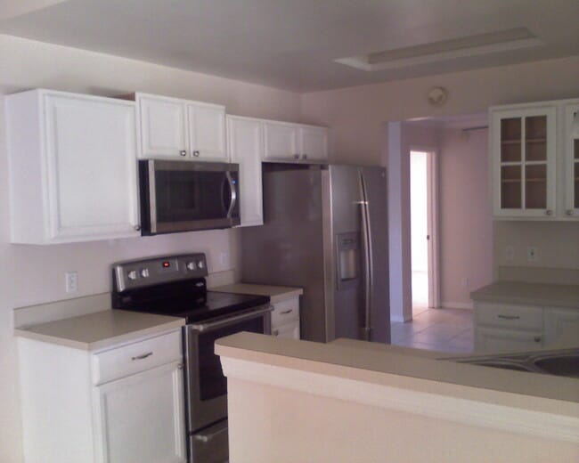 Building Photo - 2709 Child St