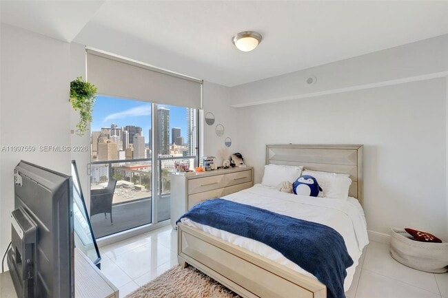 Building Photo - 185 SW 7th St