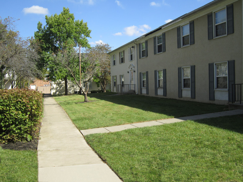 Building Photo - Essington Village