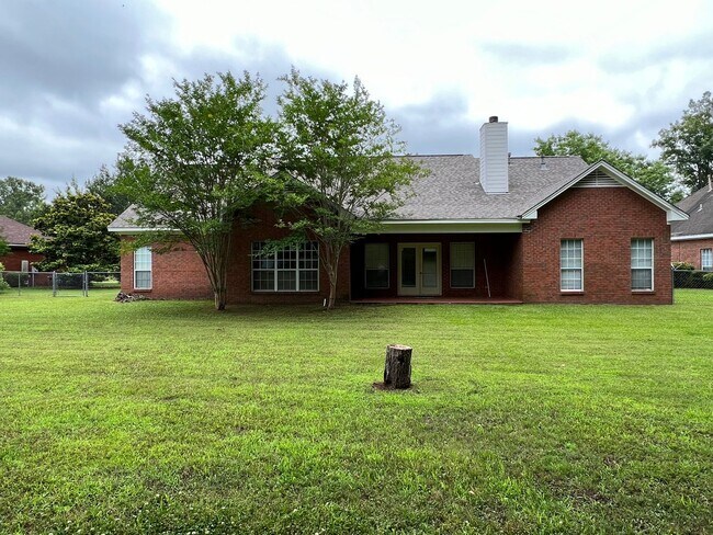 Building Photo - Home for rent in Arrowhead