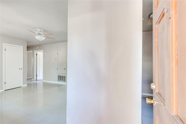 Building Photo - 501 Krebs Ln