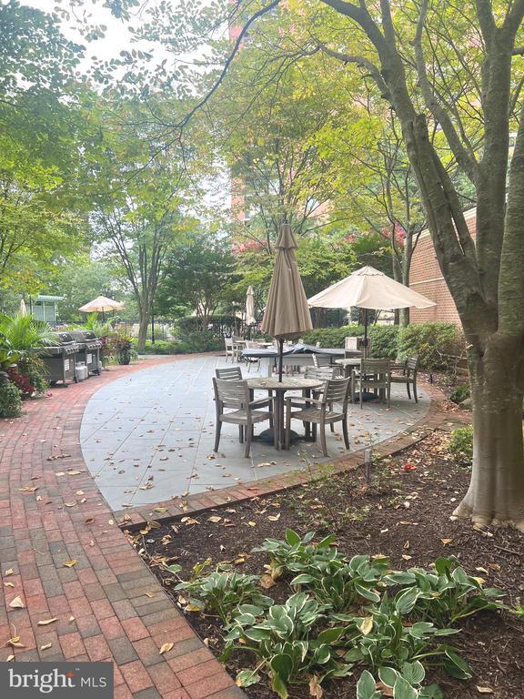 Building Photo - 11700 Old Georgetown Rd