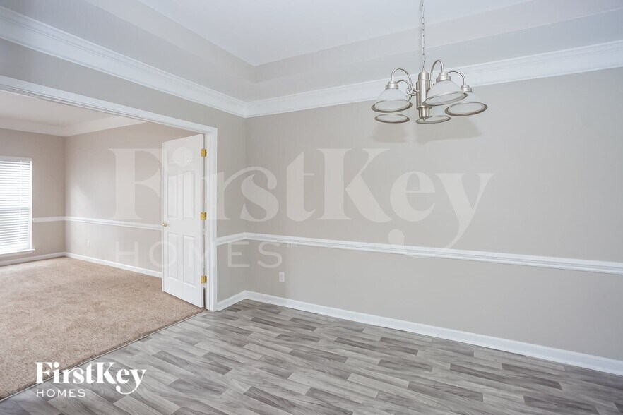 Building Photo - 10311 Fairbourne Ct