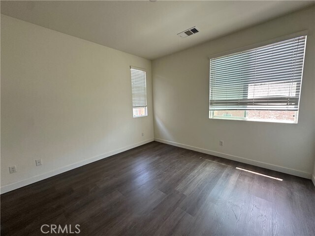 Building Photo - 712 Ash Ln