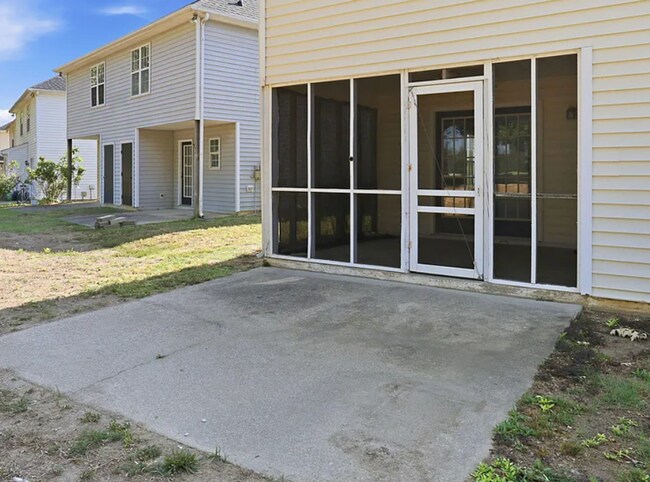 Building Photo - 2121 Ventana Ln