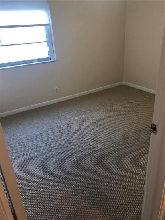 Building Photo - 3554 N University Dr