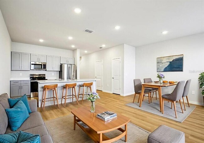 Building Photo - 9106 93RD Run