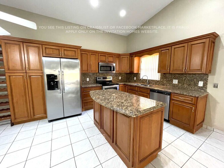 Building Photo - 14272 SW 52nd St