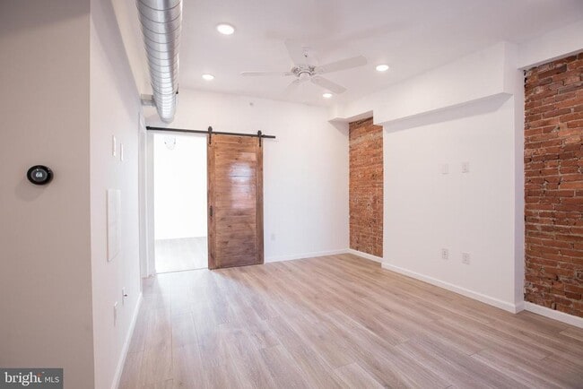 Building Photo - 1611 Swain St
