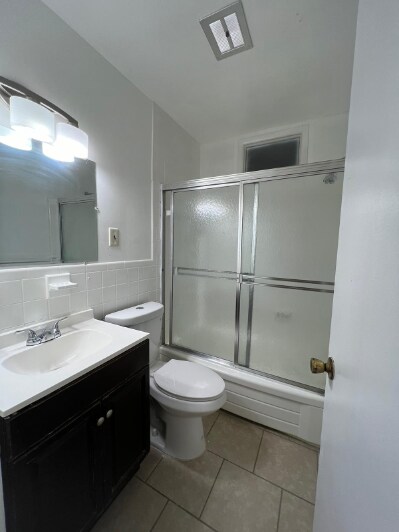 Building Photo - "Spacious 5-Bedroom Retreat with Cozy Fireplace in Fort Washington!"