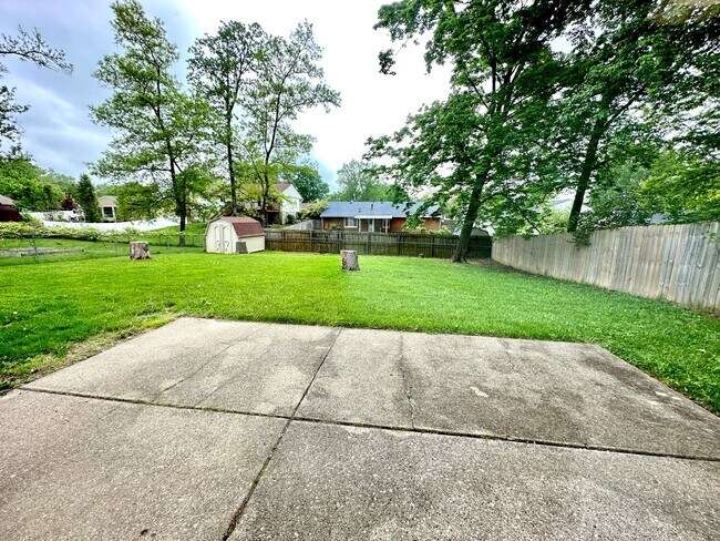 Building Photo - 130 Timberwood Ln