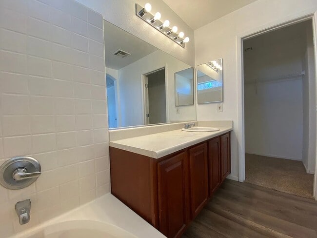 Building Photo - 6062 St Petersburg Dr