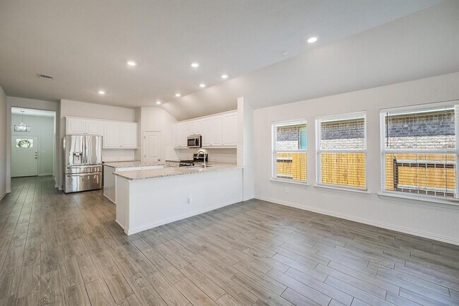 Building Photo - 3316 Amerigo Pl