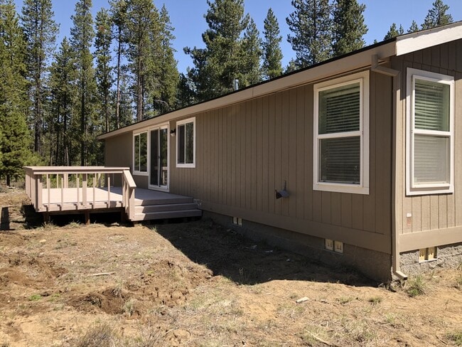 Building Photo - Nice remodeled home in Fall River Estates
