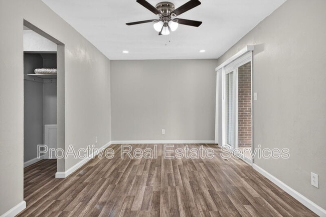 Building Photo - 6430 Faraday Ct