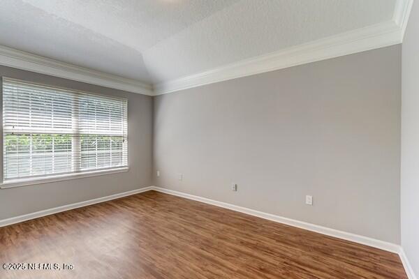 Building Photo - 1704 Dartmoor Ln