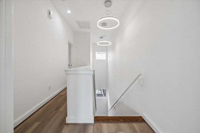 Building Photo - 2510 Genesee St