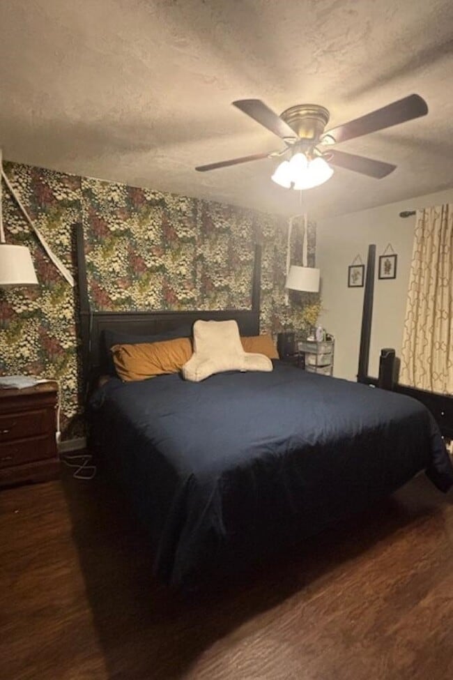 Building Photo - 1989 Gina Dr