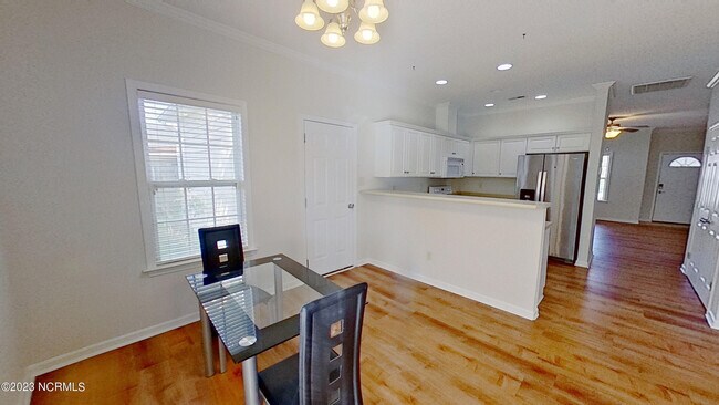 Building Photo - 111 Tylers Cove Way