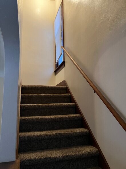 Stair case - 222 N Court St