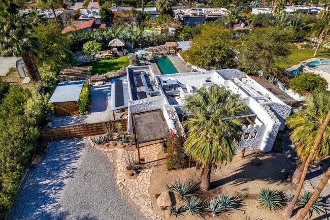 Building Photo - 71607 Sahara Rd