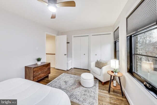 Building Photo - 117 Quay St