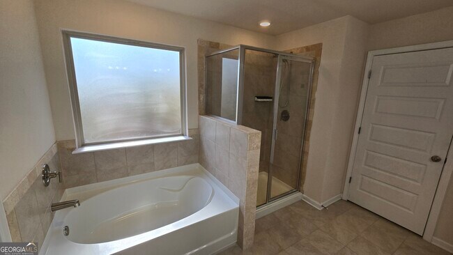 Building Photo - 13106 Vista Dr SE