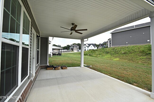 Building Photo - 9634 Snowy Clf Ln
