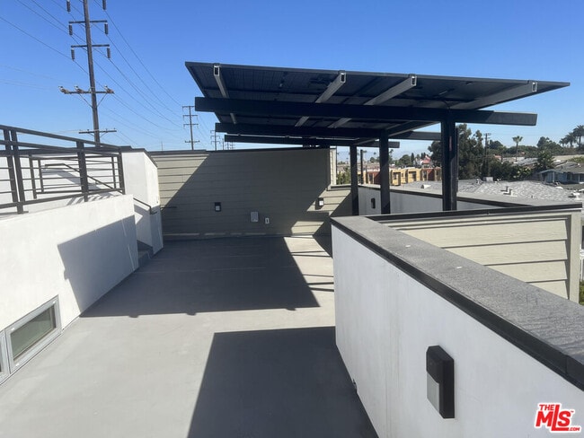 Building Photo - 1900 20th St