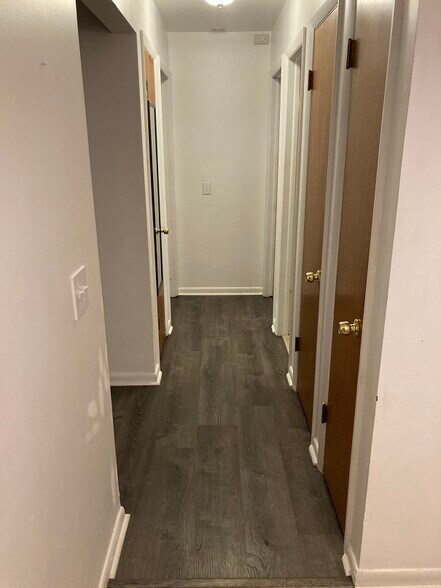 Building Photo - 2925 W Lydius St