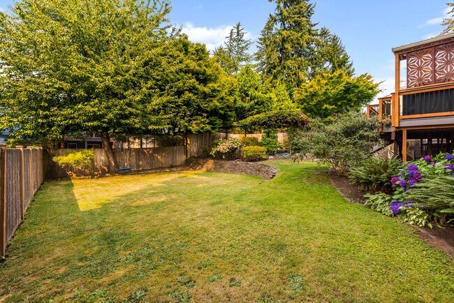 Building Photo - Finn Hill Home with Large Entertaining Patio & Backyard