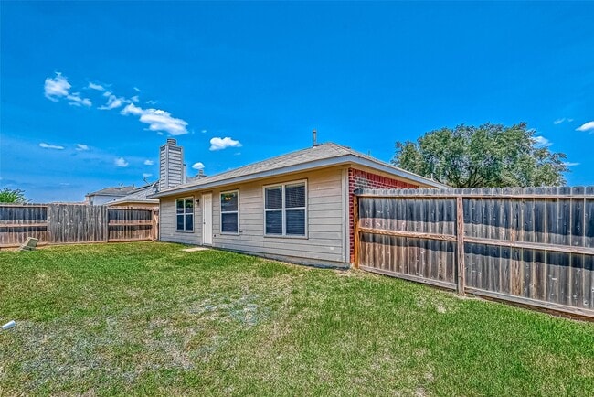 Building Photo - 758 Brushy Glen Dr