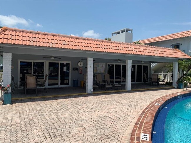 Building Photo - 659 W Oakland Park Blvd