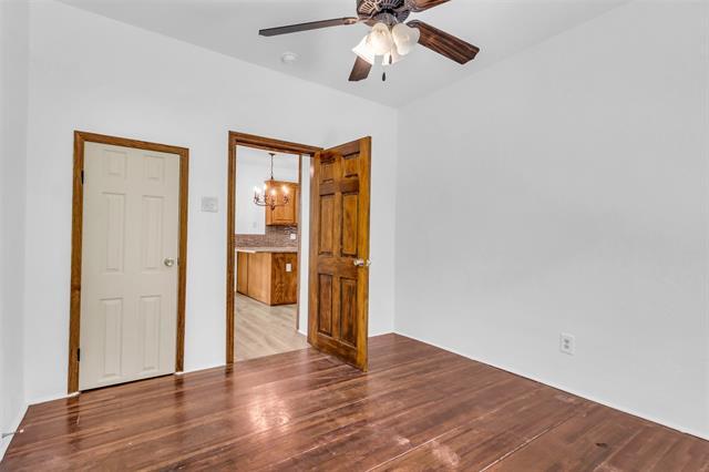 Building Photo - 1424 Woods Ln
