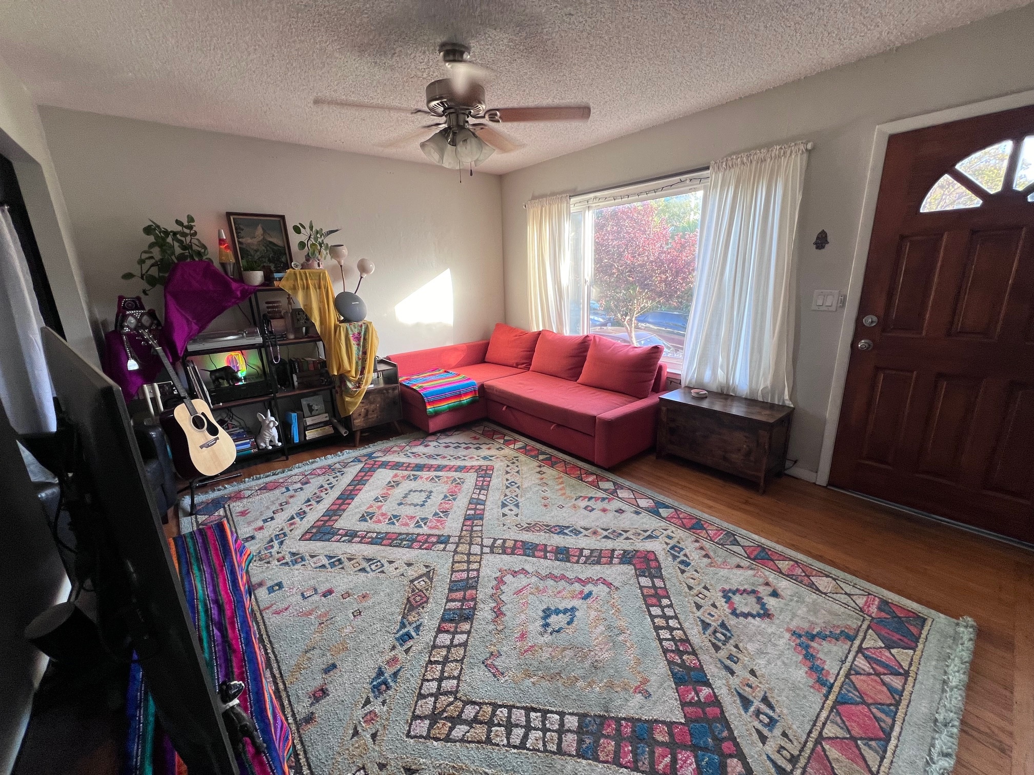 Living Room - 1482 Innes Avenue